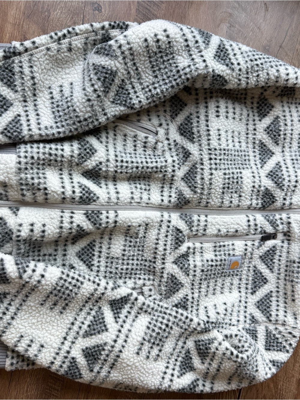 Carhartt Cream and Gray Patterned Sherpa Jacket - Picture 1 of 2